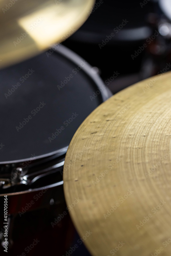 Obraz premium Closeup of drumsticks lying on the professional drum set. Drummer equipment.