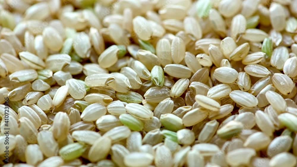 Raw brown rice close up