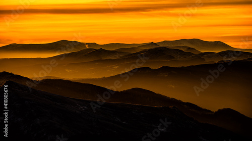 Fototapeta Naklejka Na Ścianę i Meble -  An awesome sky over the mountains. Eastern Bieszczady, Mount Pikui, The Carpathians, Ukraine.