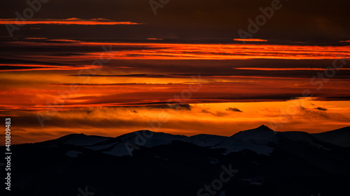 Fototapeta Naklejka Na Ścianę i Meble -  An awesome sky over the mountains. Eastern Bieszczady, Mount Pikui, The Carpathians, Ukraine.