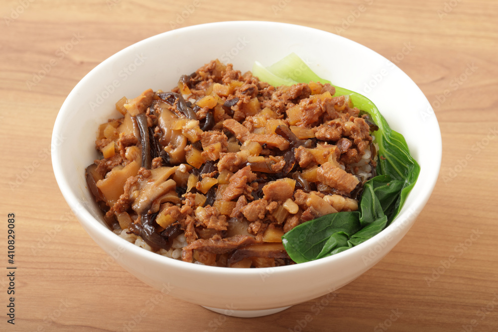 魯肉飯:ルーローハン 魯肉飯:ルーローハン