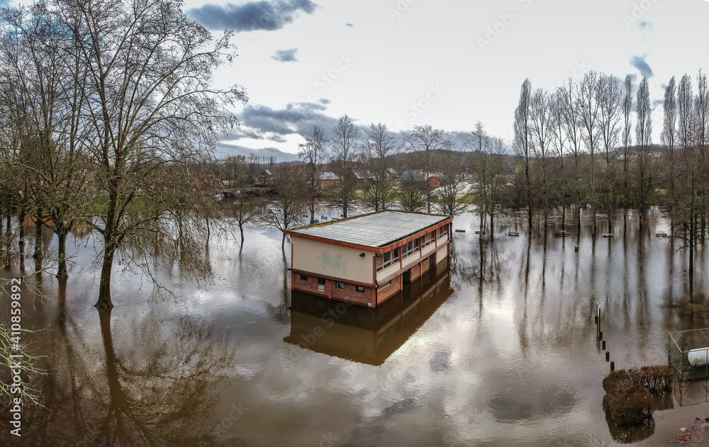 Allassac (Corrèze, France) - Garavet - Vue aérienne des inondations de la Vézère en période de crue