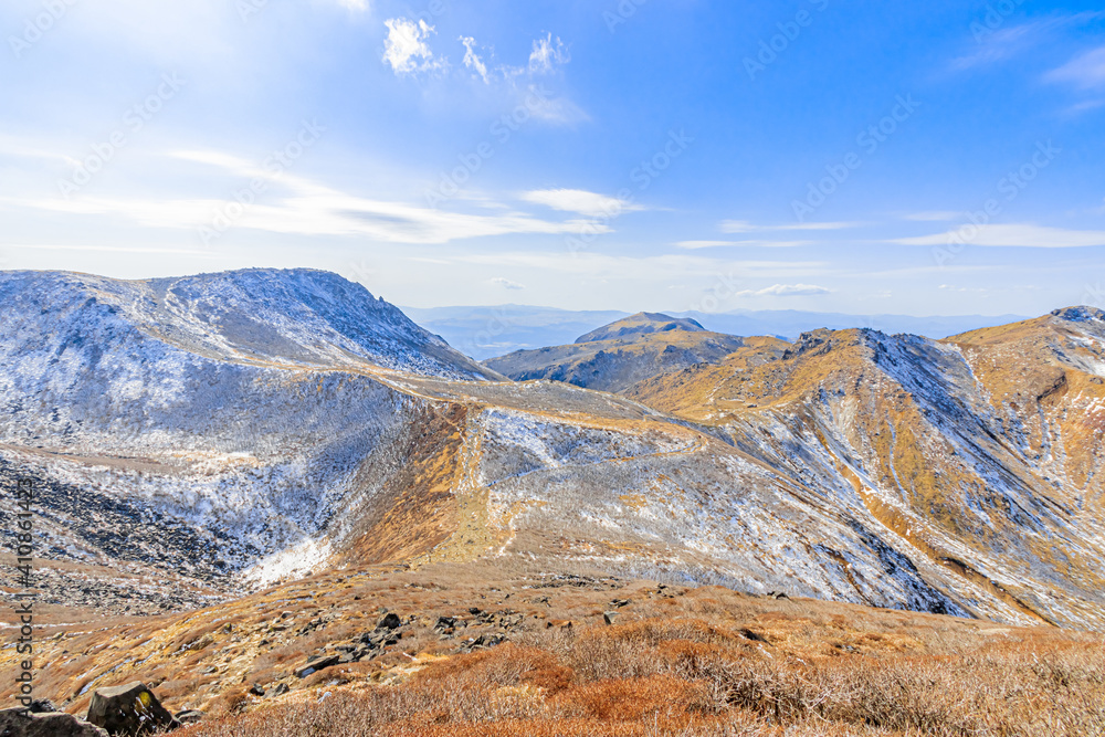 冬の天狗ヶ城山頂から見たくじゅう連山　大分県玖珠郡　Kuju mountain range seen from Tengugajou summit in winter Ooita-ken Kusu-gun
