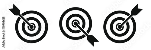 Target and arrow icon set. Dartboard shoot, business aim and target focus symbol. Vector illustration.