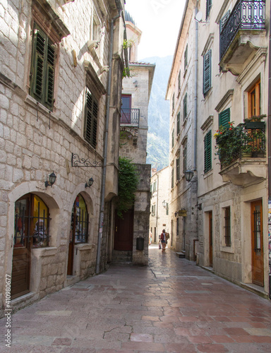 Fototapeta Naklejka Na Ścianę i Meble -  Montenegro old Kotor summer tourism