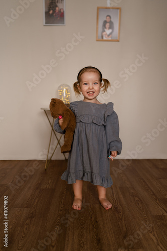 teddy bears  little child