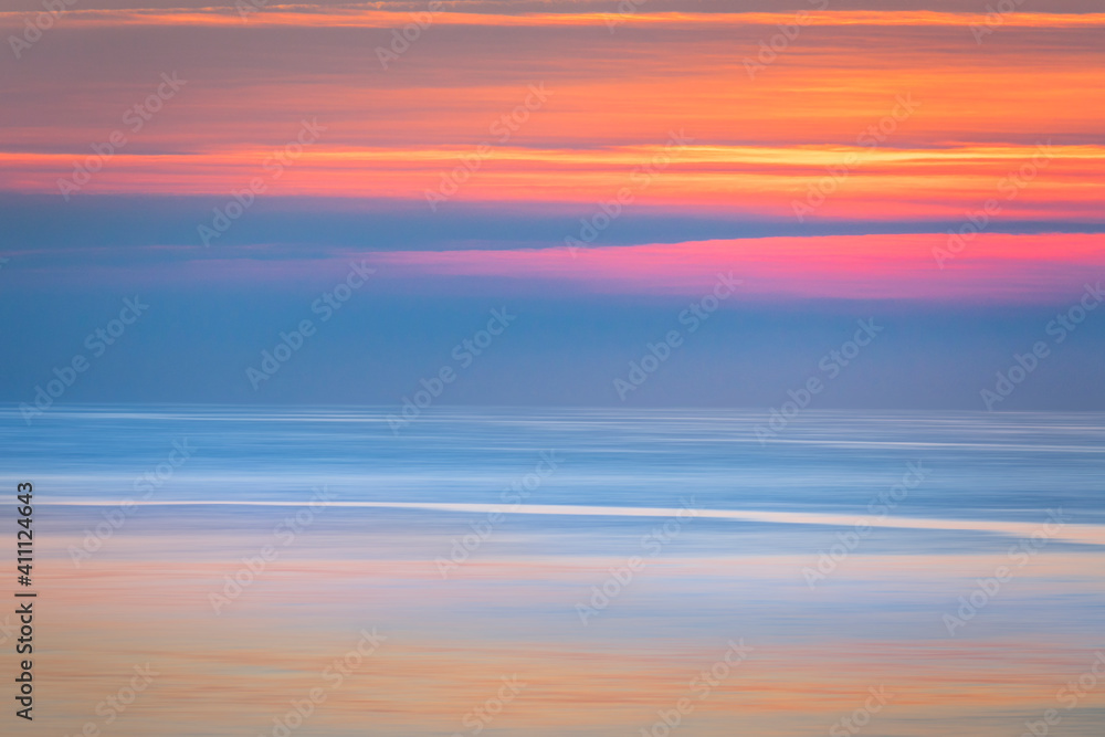 Sonnenuntergang am Meer im Ostseebad Kühlungsborn an der Ostsee, Mecklenburg-Vorpommern, Deutschland