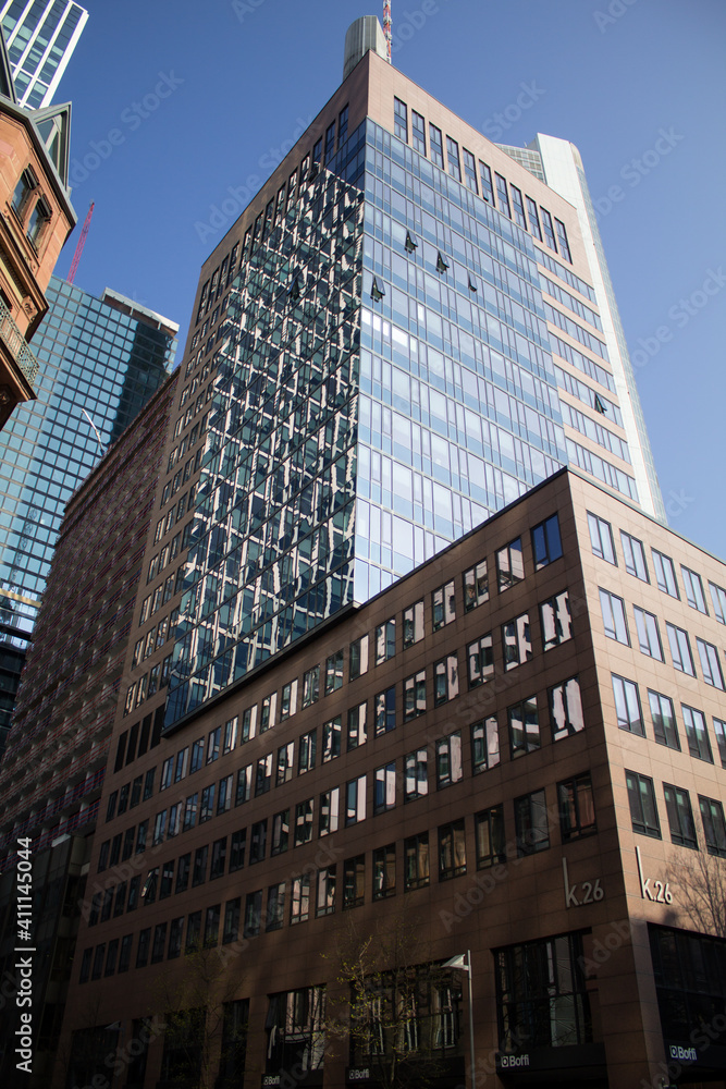 Fototapeta premium Modern building skyscraper