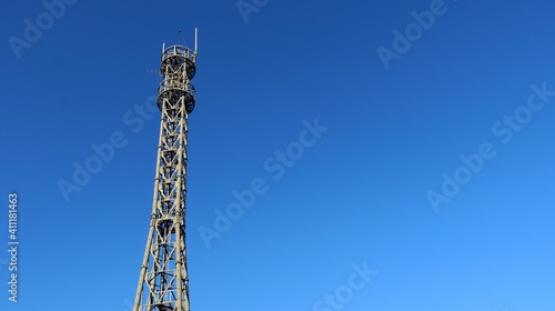 電波塔　青空　冬