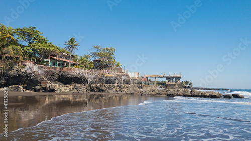 Playa en El Salvador