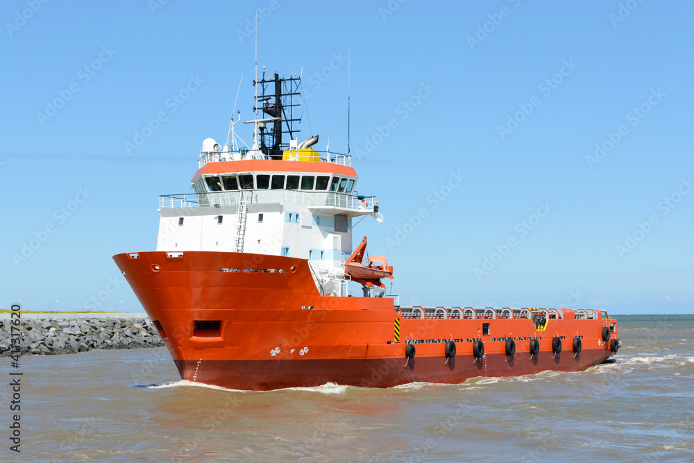 Fototapeta premium Oil rig platform supply ship