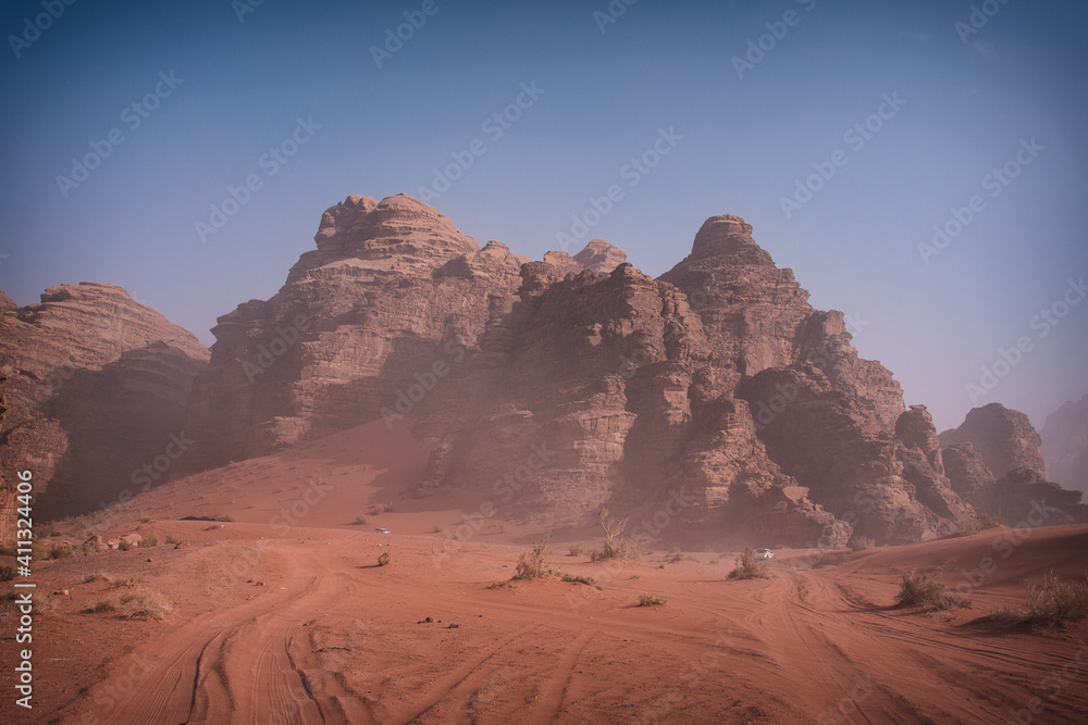 Obraz premium Photo of the Wadi Rum desert in Jordan at the sunset time