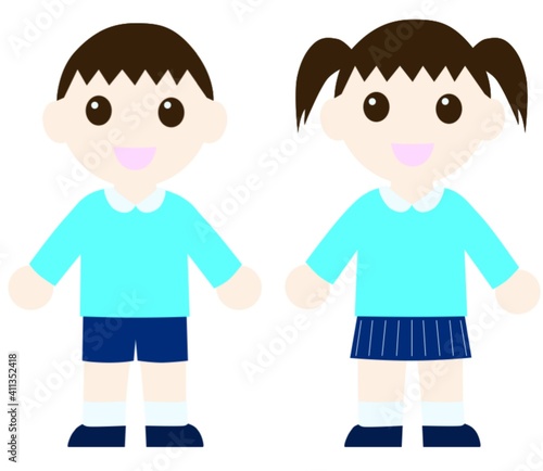 笑っているスモックを着た子供