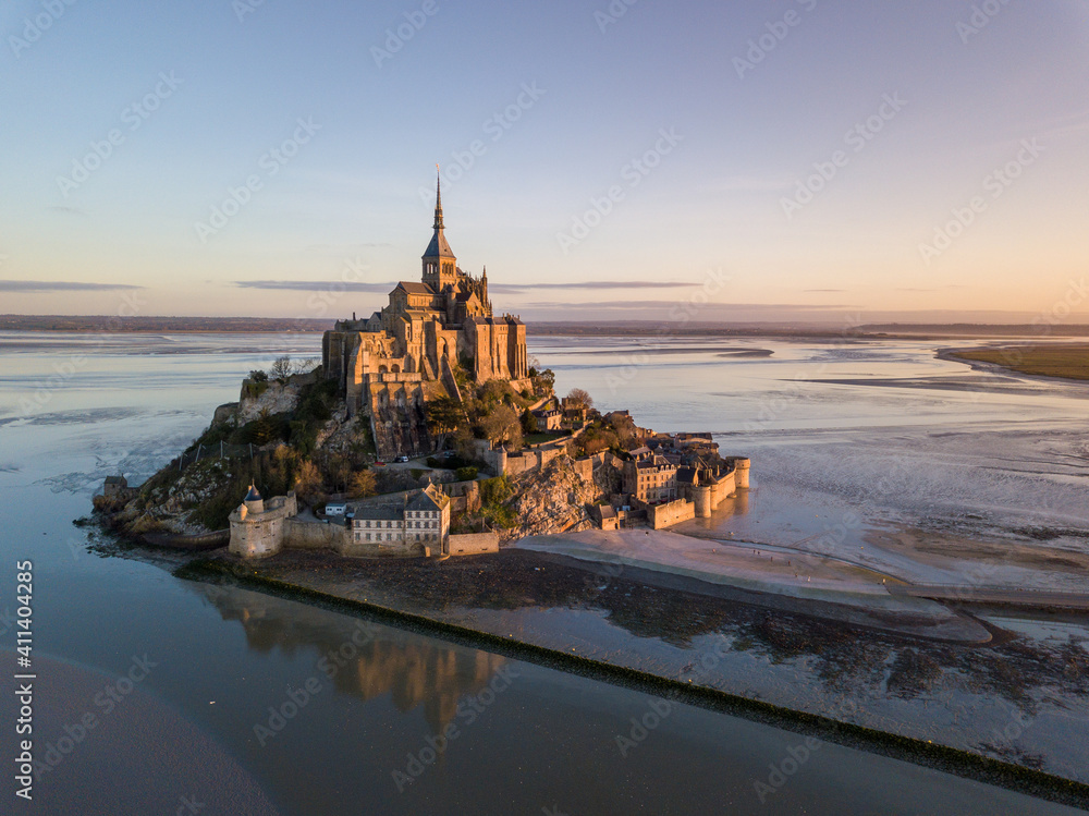 Le Mont-Saint-Michel Frankreich / Normandie zur Grenze der Bretagne. Le Mont-Saint-Michel Frankreich / Normandie zur Grenze der Bretagne.