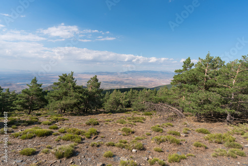 mountainous landscape in Sierra Nevada