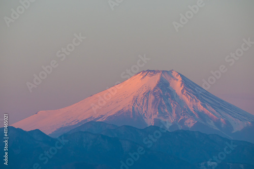 富士の朝焼け陣馬山頂から