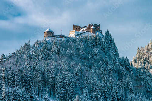 Foto view of the medieval castle ruin Ehrenberg in Austria