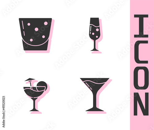 Set Martini glass, Glass of rum, Cocktail and champagne icon. Vector.