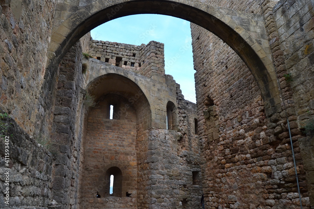 Paisaje con Castillo de Loarre en Huesca, Aragón en España