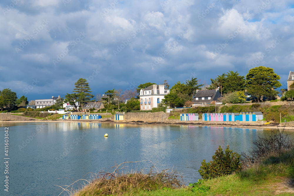 Ile-aux-Moines, France, bathing huts on the beach
