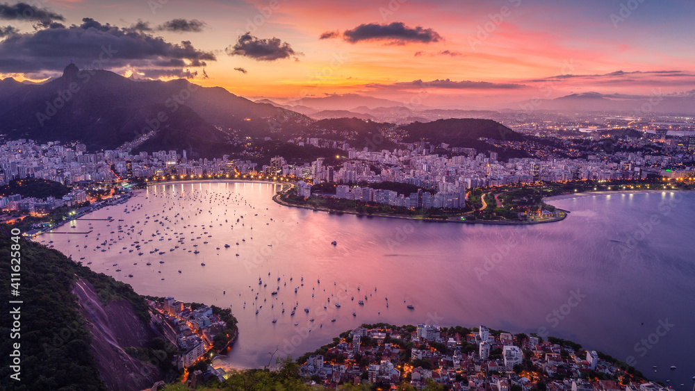 sunset over Rio - obrazy, fototapety, plakaty 
