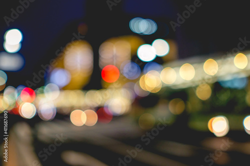 Blurry and colorful city lights of the Kyoto downtown in the night, Japan © Samuel Ponce