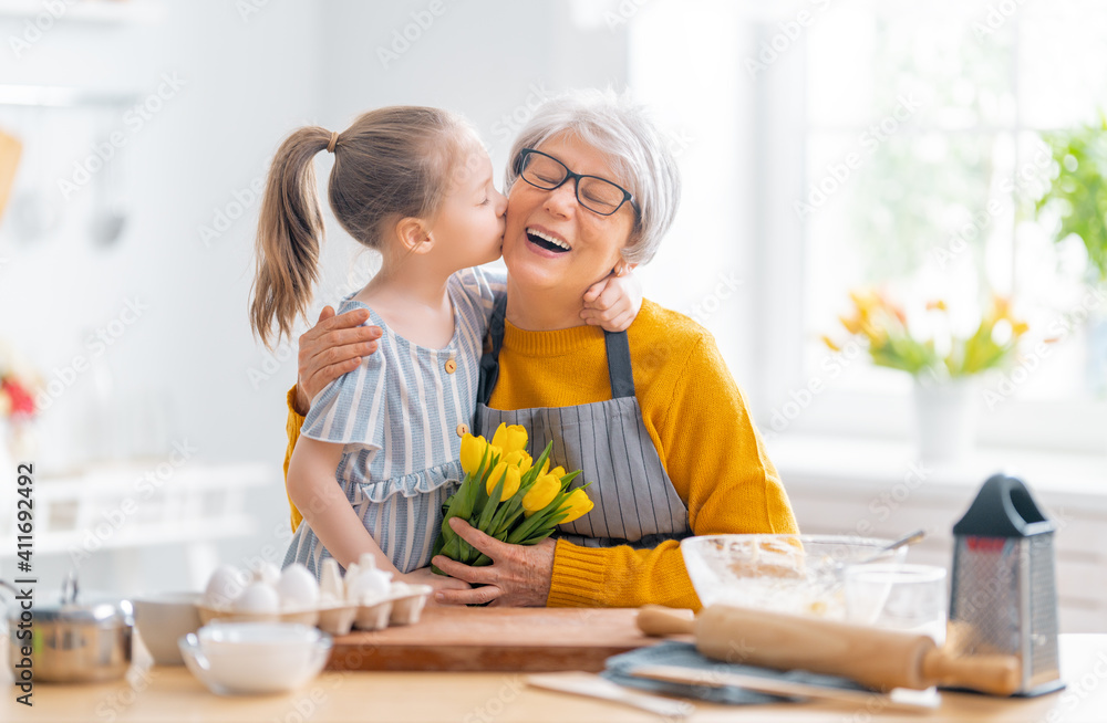 family are preparing bakery together