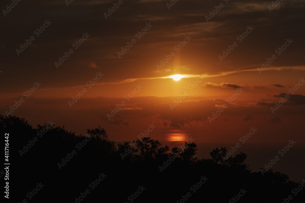 鳥海山からの夕景