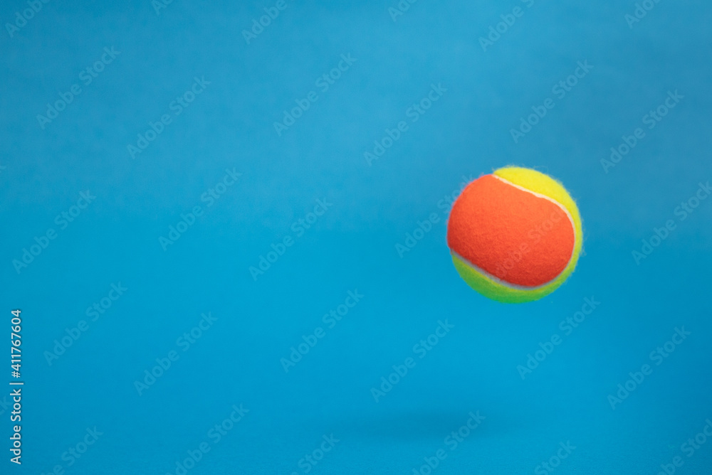 ボール,, 青, プール, おもちゃ, 赤, 孤立した, 楽しい, サマータイム, カラフル, 色, スポーツ, 空, 白, 黄色, 球体, アブストラクト, ゲーム, 揺らぎ,オレンジ,ball,tennis