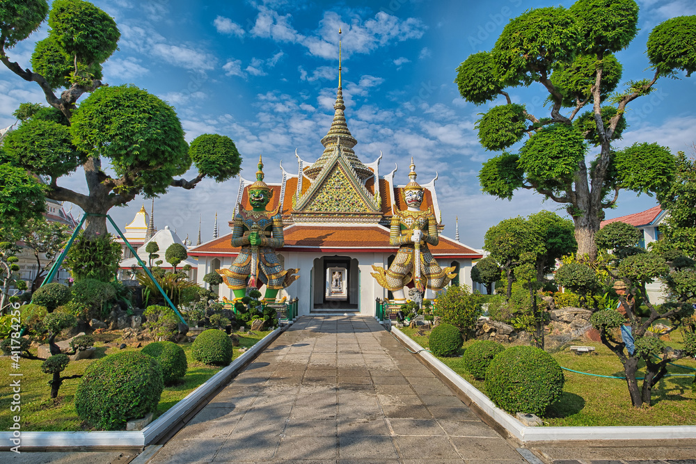 Wat Arun entrance and temple in Bangkok