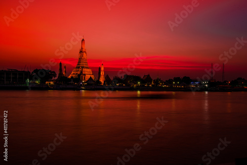 Wat Arun in twilight, It is spectacular,This is an important landmark and a famous tourist destination at bangkok in thailand.