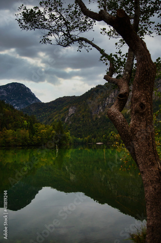 See in den Alpen im Spätsommer