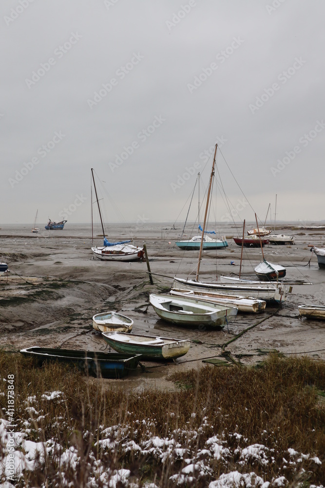 Leigh on Sea Old Town low tide in Snow 