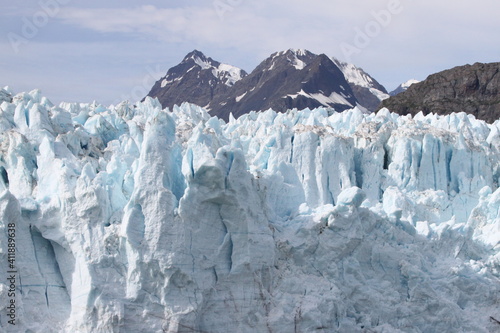 iceberg in polar regions © philip