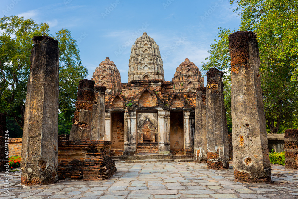 Wat Sri savaya Temple in the precinct of Sukhothai Historical Park, a UNESCO World Heritage Site in Thailand