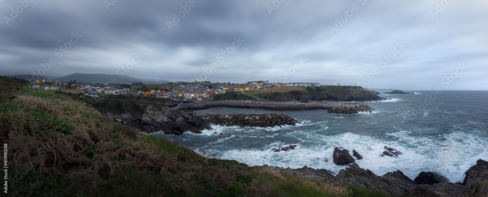 Obraz premium Puerto de Vega