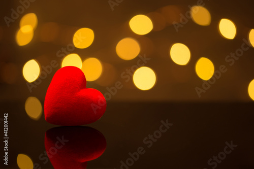 Wallpaper Mural Red love heart on Torontodigital.ca