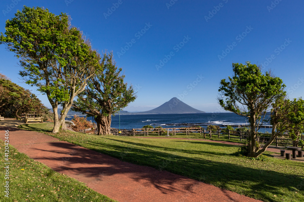 Fototapeta premium 天下の絶景！番所鼻自然公園 鹿児島県南九州市