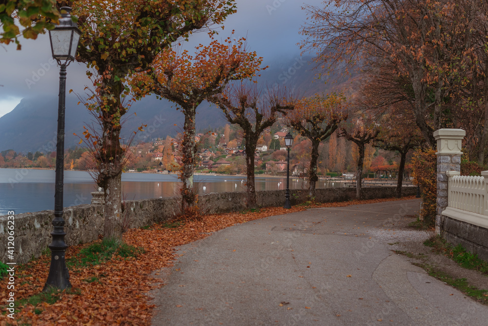 Naklejka premium Menthon Saint Bernard, haute Savoie