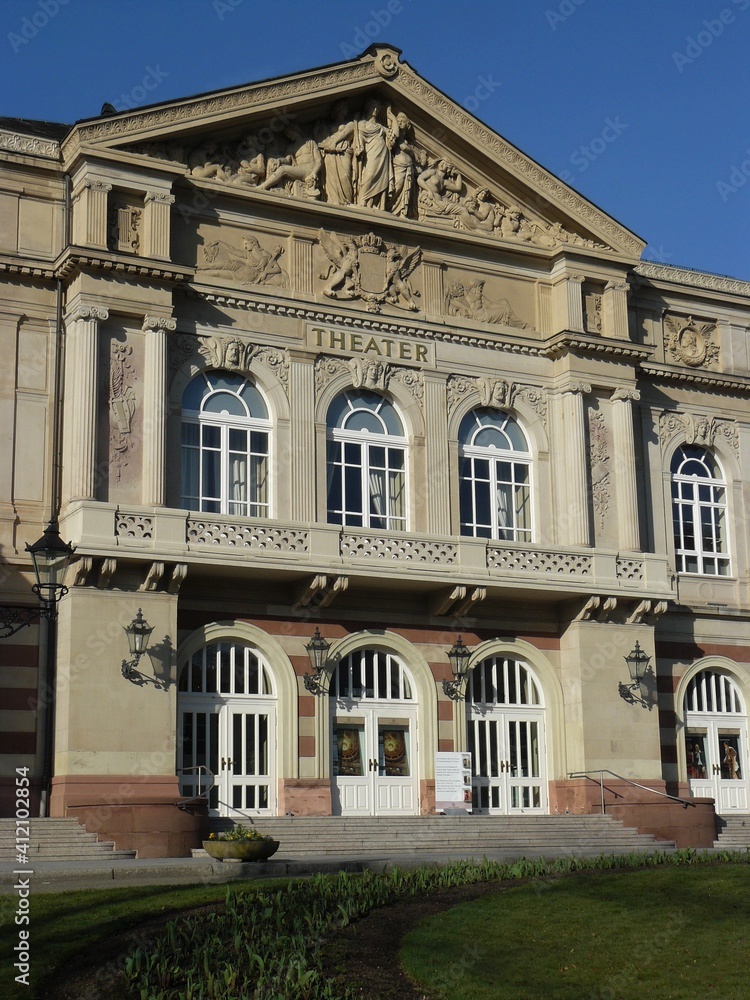 Theater / Festspielhaus - Hochformat in Baden Baden / Schwarzwald