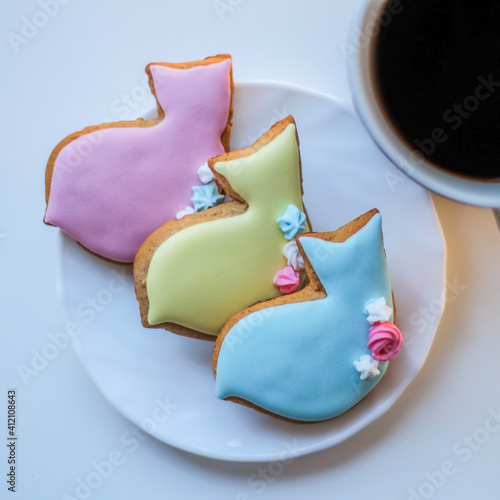 Easter bird festive sweet gingerbread cupcake, cookies. A cup of coffee and a delicious gingerbread is a wonderful dessert