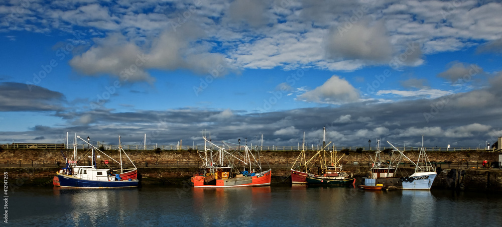 Fototapeta premium boats in the harbor