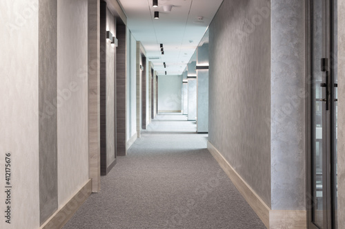 Fototapeta Naklejka Na Ścianę i Meble -  gray modern corridor with lighting