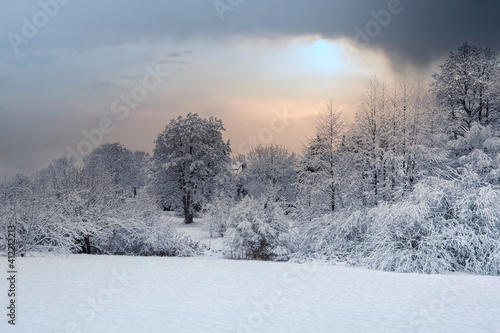  Panoramaansicht der Schneelandschaft