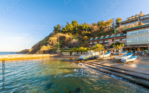 Fototapeta Naklejka Na Ścianę i Meble -  Coastline view in Kilyos Village of Istanbul