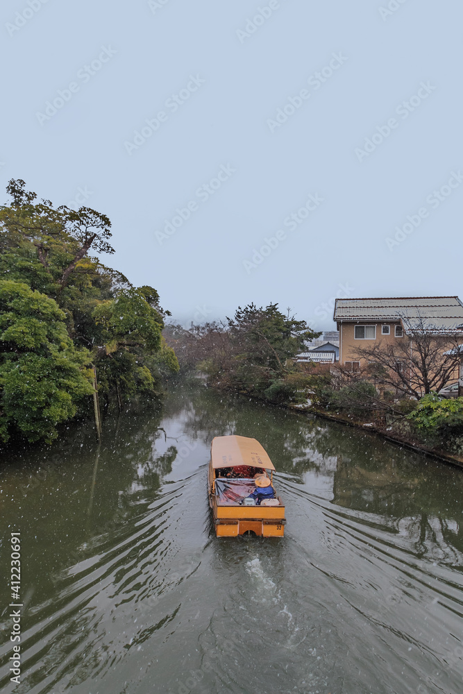 冬の松江城の風景