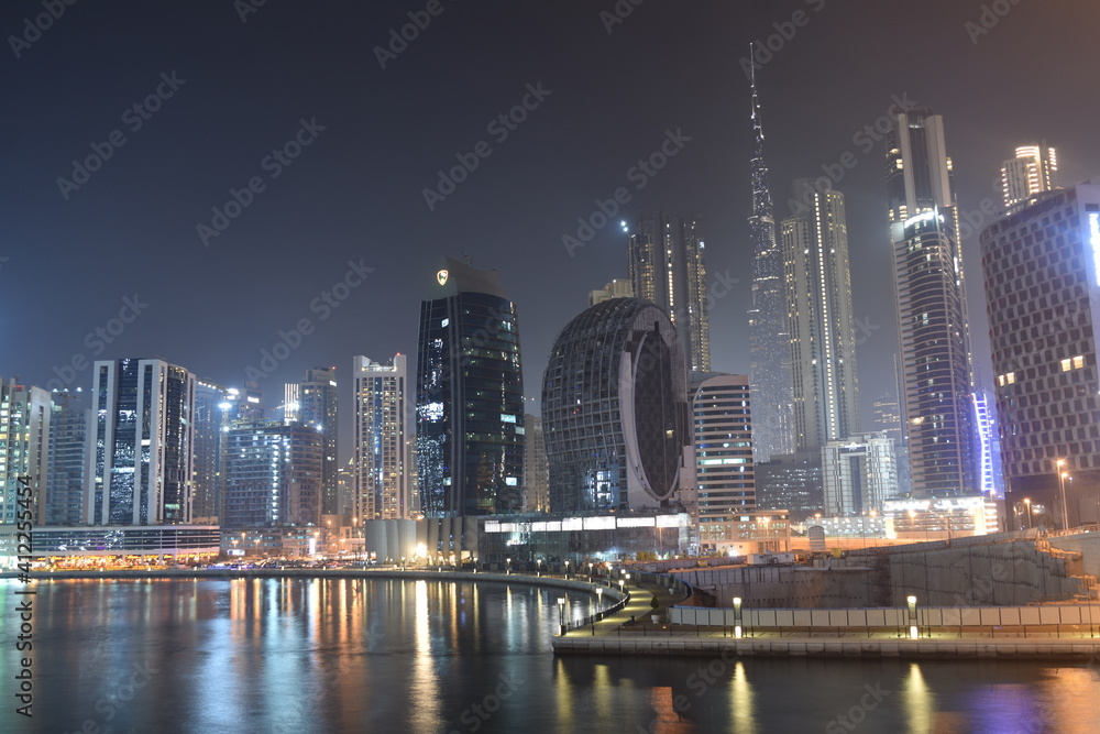 Obraz premium Dubai by night
