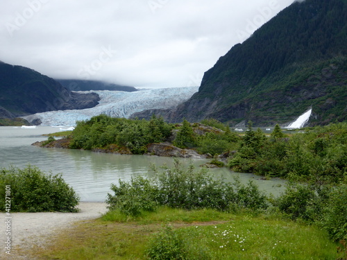 Fototapeta Naklejka Na Ścianę i Meble -  Mendenhall Glacier and Nugget Falls near Juneau Alaska
