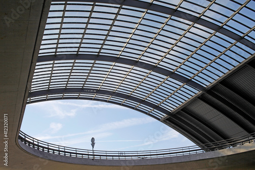 roof over busstation photo