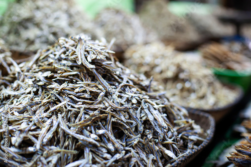 Canvas-taulu A lot of dried salted smelt at street market
